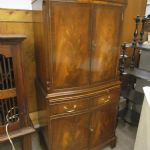 694 7281 BAR CABINET